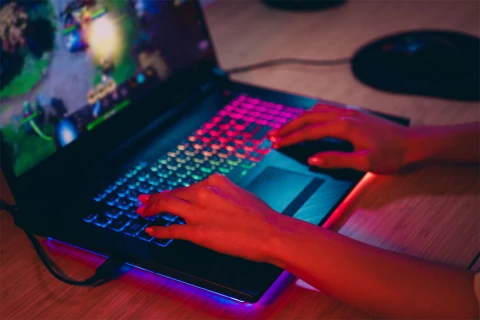 Jaki laptop do gier kupić