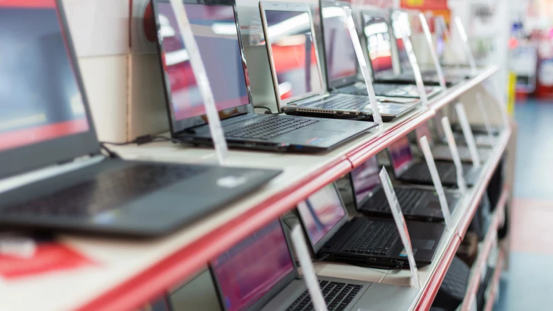 Hurtownia komputerowa – sprzedawaj pod własną marką