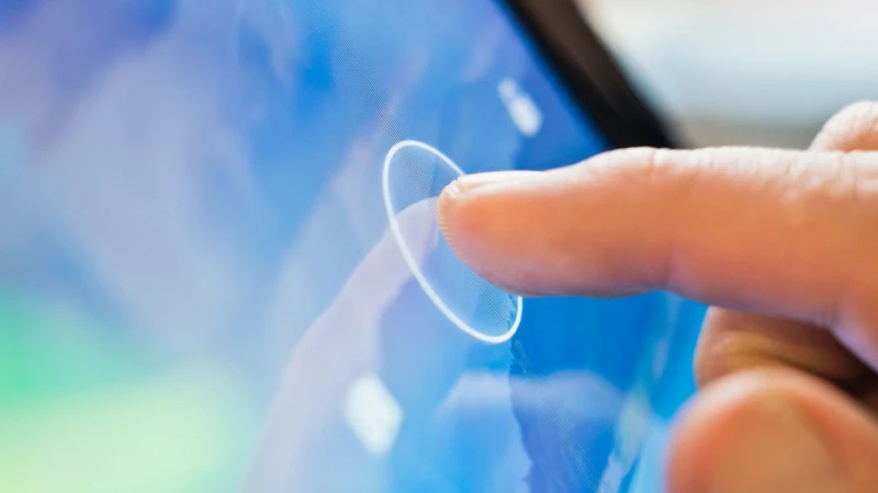 Laptopy z ekranem dotykowym – zalety i wady